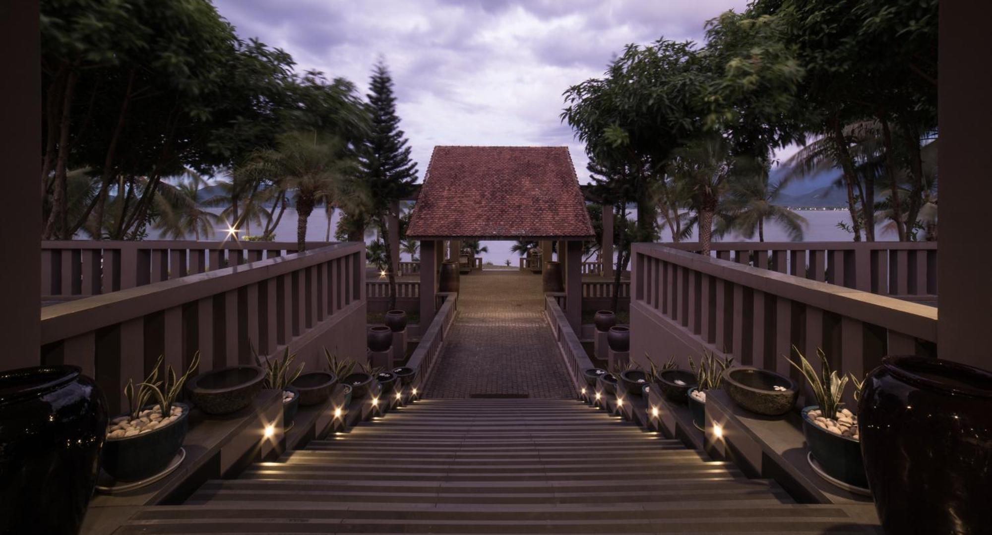 Vedana Lagoon Resort & Spa Хюэ Экстерьер фото