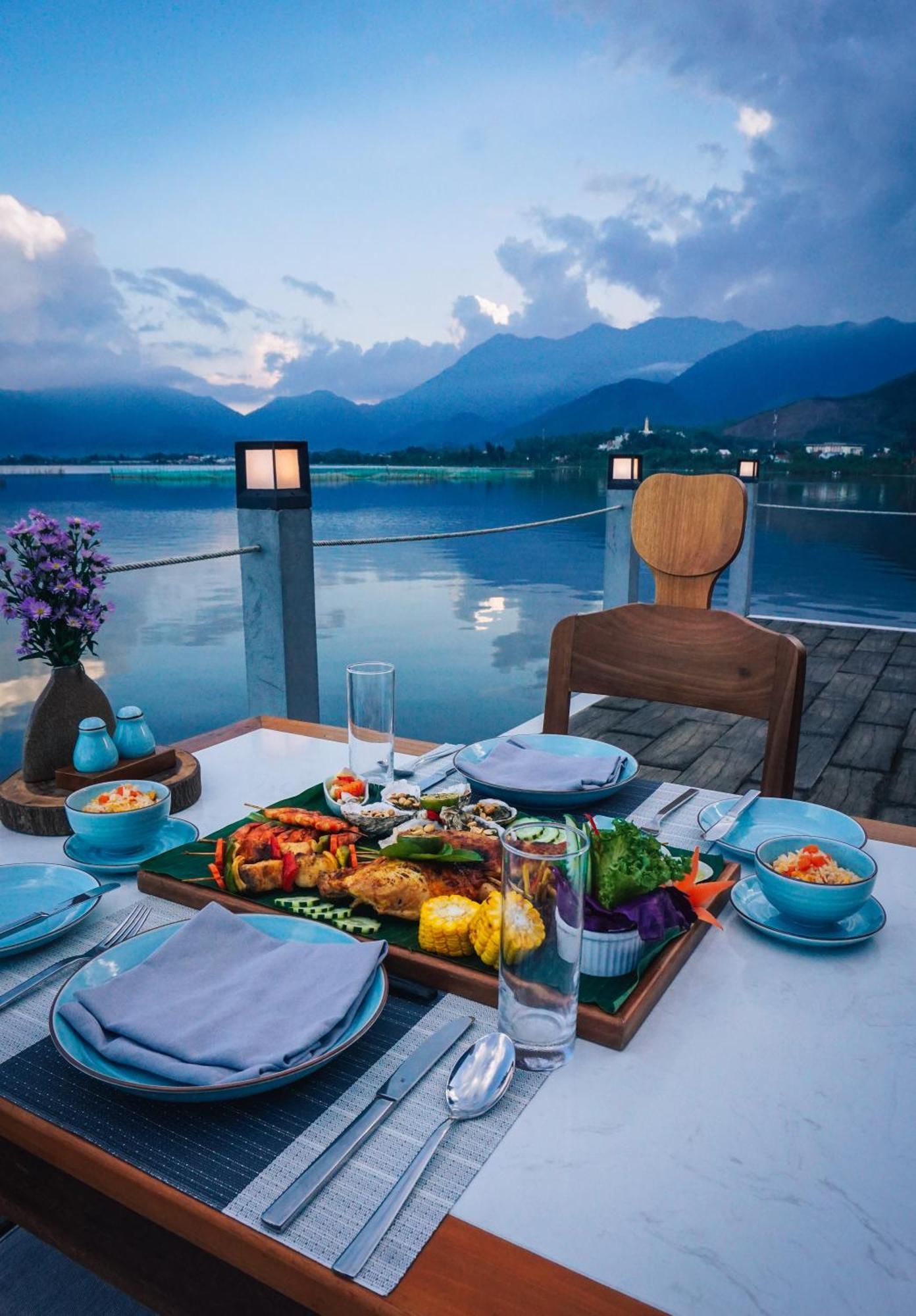 Vedana Lagoon Resort & Spa Хюэ Экстерьер фото